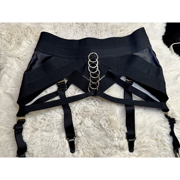 RARE🔥 Honey Birdette RILEY🖤 Black Gold Garter Suspender Belt XS
